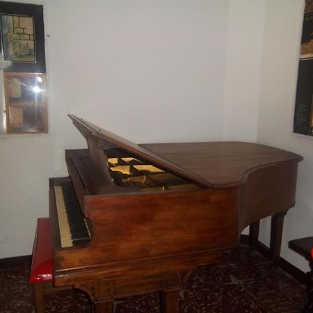 מדיין Habita Estudios Laureles מראה חיצוני תמונה